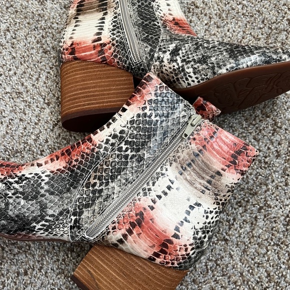 Kork-Ease Red and Black Ankle Booties with Snakeskin Texture - Picture 13 of 15